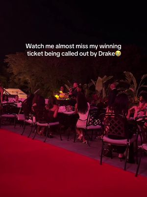 I was 5 seconds away from missing this 😭 #drake #toronto 