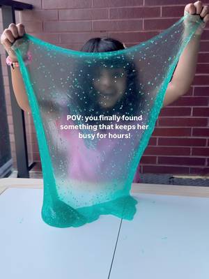 3 ingredients. 5 minutes. She did NOT want to stop 👀  This viral water slime is dangerously satisfying (yes, for adults too) 🤍  Recipe in comments: save this for your next rainy/summer day!  #waterslime #slimetok #kidsactivities #MomsofTikTok #summeractivities