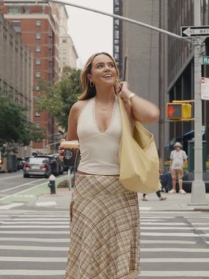 @baileemadison is fully embracing the art of the afternoon coffee date. #ad