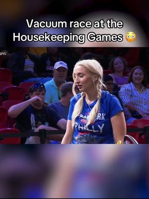 Would you bet on this sport? 😂 #vacuum #ocho #housekeeping #games #wow 