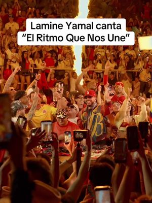 #RyanCastro trajo al campeón de la Copa del Mundo #LamineYamal para un espectáculo exclusivo en Medellín, Comuna 13. Yamal tomó el micrófono e introdujo el himno de la canción de fútbol a la audiencia. 🎤⚽️