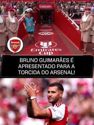 ELE CHEGOU OFICIALMENTE! Antes da partida contra o Borussia Dortmund pela Emirates Cup, o Arsenal apresentou oficialmente Bruno Guimarães para seus torcedores e o reforço brasileiro foi muito aplaudido pelo Emirates Stadium! ASSISTA a Premier League pela ESPN no Plano Premium do #DisneyPlus! #PremierLeagueNaESPN #Arsenal