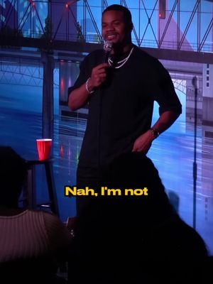 My boy coaching youth Football in a wheel chair ain’t no excuses 🤞🏽😂💯 #comedy #standupcomedy #crowdwork #standupsunday  @1andrewrose @dshearesjr 🎥