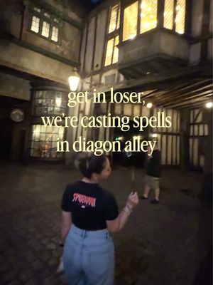 honestly, i’m just here for the butterbeer 🍻🪄✉️ @Universal Orlando Resort #harrypotter #universalstudios #girl #florida #vacation @Harry Potter 