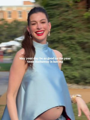 Yall don’t know the Queen of GENOVIA like I know her 😤🥹🖤👑 @Anne Hathaway #endofoakstreet 