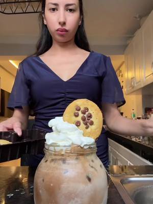 #cookies #icedcoffee #soukainasing #coffeequeen #foryoupage 