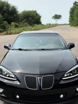 Gxp got a fresh wrap! #wrapping #pontiac #gxp #fyp #detiling 