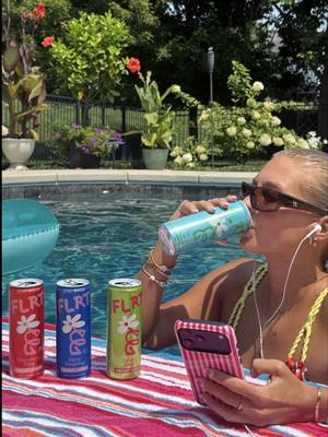 #Ad #FLRTpartner Everyone brought a different flavor to the conversation🕺💖 Which FLRT are you joining the call with? #FLRTeveryday @FLRT Energy Drinks 