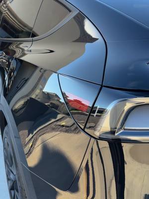 Want to boost slickness, gloss & protection while lifting light dust? Ok, Ultimate Quik Detailer it is! #meguiar #detailer #ReflectYourPassion