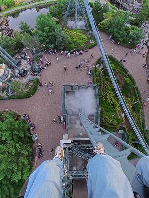 Durf jij de vrije val van Baron 1898 aan? 😱🎢 #efteling #baron1898