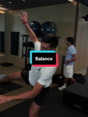 Mission impossible 😂 #tennis #training #balance 