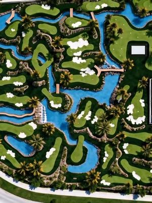 Our boldest mini golf experience yet is coming to International Drive this December… 👀⛳️  #minigolf #orlando #golf 