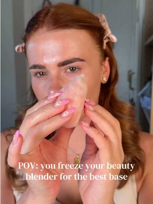 I LOVE this hack! @nyxcosmetics_uk skin tint #makeuptrends #makeuphacks #beautyblenderhack #frozenmakeup 