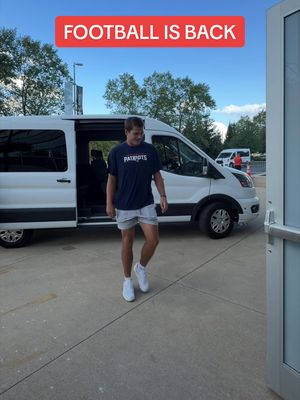 football is FINALLY back in Foxborough 🤩 #nfl #newenglandpatriots #drakemaye #gillettestadium #patriots 