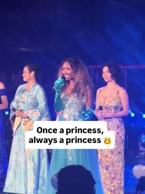 The Royal Court! 🙇‍♀️@Disney D23  Brandy, Auli'i Cravalho, Lea Salonga, and more Disney Princess live-action and voice actresses come together to celebrate the princess in us all. #d23 #disney #disneyprincess 