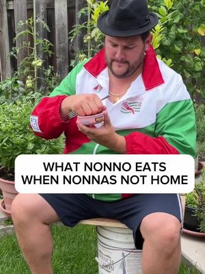 Premium Italian taste, high protein, and best of all- absolutely no dishes to boot! Bowl to mouth, anytime, anywhere #AD #Myinsalatissime #riomarecanada @riomarecanada 