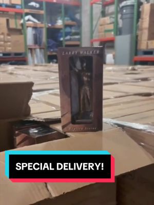 Volume 🆙 #statue #reveal #giveaway 