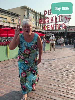 Day 1895 dancing to this song until my dance goes viral #dailydance #pikeplacemarket #seattle #lovegrama #gramacarolyn  