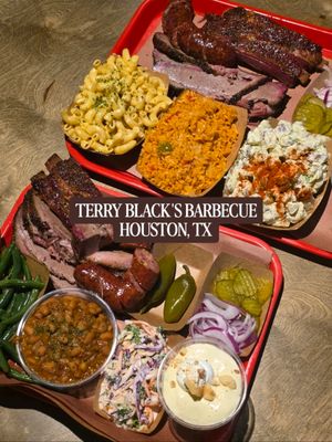🚨 Terry Black’s Barbecue opens its first Houston location Tuesday, August 18, bringing its Central Texas barbecue tradition to the Heights. 🪵 Located at 1329 North Shepherd, the massive new restaurant will feature six 1,000-gallon offset smokers fueled with post oak. The pit house will sit at the center of the restaurant, giving diners a view of the smoking operation. 🍖 The menu features brisket, dino beef ribs, pork ribs, sausage, smoked turkey and chopped beef alongside classic sides including mac and cheese, creamed corn, pinto beans and potato salad. The expansive restaurant also offers indoor and outdoor seating, a loft for private events, beer, wine and frozen margaritas. 🍻 📈 The Houston opening follows Terry Black’s expansion from its Austin roots to locations in Lockhart, Dallas, Fort Worth and Waco. The Heights project is also part of a larger hospitality development, with a roughly 15-room boutique hotel planned for the property alongside a pool, bathhouse, fitness area and landscaped courtyard. 📍 @Terry Black’s Barbecue   ✍️🏽 @MadmanMario