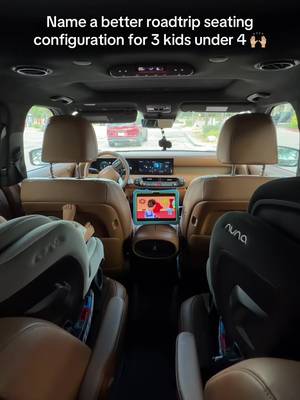 Everyone is comfy in our Palisade 🥰🚙 #momcar #hyundaipalisade #roadtripwithkids @Hyundai USA 