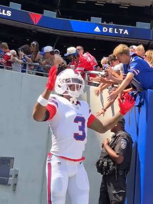 Damar Hamlin is back on the field for the Bills! 🙌 #H2P #football #bills @Damar Hamlin 