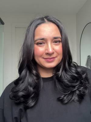 Just what I needed in my life ! The Remington Trendology 5 in 1 👏  I needed a product I could use on my naturally dried hair to smooth and add volume and waves too The ceramic barrel that comes with the Trendology is just perfect 😍😍 It also came with another 4 attachments to create waves and curls!  #complimentary #RemingtonANZ #FreeToHair