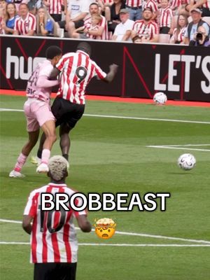 Wait for the Brian Brobbey strength 🤯 #strong #soccertiktok #netherland #foryoupage❤️❤️ 