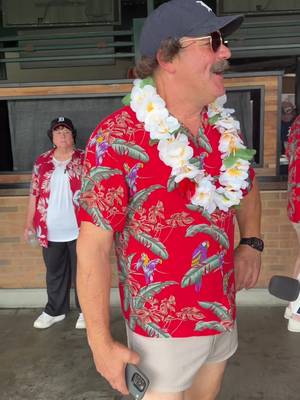 now I know what you’re thinking… #magnumpi #tomselleck #mustache 