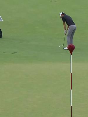Short game sorcery 🪄 Jay Leng Jr. getting creative.