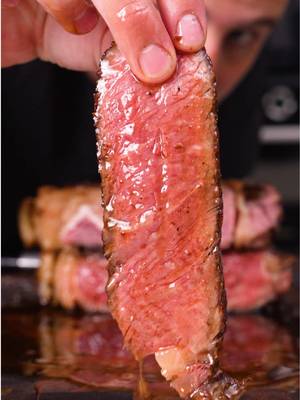 Absolute wall to wall perfection on this Rib Eye Steak 😍🥩