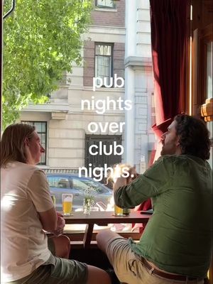 Let’s settle this.  #pubculture #beer #pints 