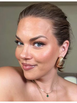 Líčenie očí krok za krokom 👀 Part 1 Jednoduchý eye makeup tutorial s cenovo dostupnými produktmi z drogérie, ktorý zvládneš aj doma. 🔖 Ulož si ho na neskôr - a v Part 2 pridáme bronzer, lícenku a dokončíme celý look. 🇬🇧 Easy step-by-step eye makeup tutorial using affordable drugstore makeup. Save this for later 🔖 Part 2 is coming next - bronzer, blush and the finished look. #eyemakeuptutorial #makeuptutorial #drugstoremakeup #makeuptips #drogeria