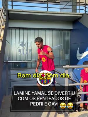 O LAMINE SE DIVERTE 🤣 🤣 Depois de Pedri e Gavi pagarem suas apostas por conta do título mundial da Espanha e pintarem o cabelo, Lamine Yamal não perdoou os jovens do Barcelona e os apelidou de "Chupa Chups", o pirulito! 📽️ @fcbarcelona #FutebolNaESPN #Barcelona
