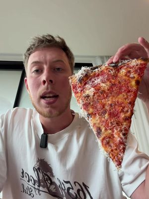 NYC PIZZA IN LONDON - PAULIES 📍 