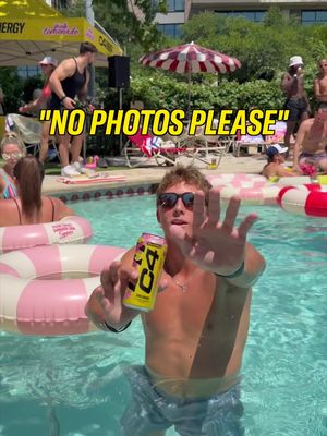 No photos please… unless there’s pink lemonade involved 😌
