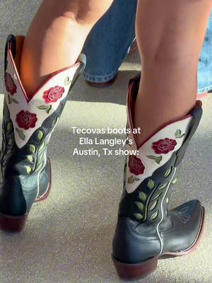bottom of your boots, all over @Moody Center ATX for @Ella Langley #Tecovas 