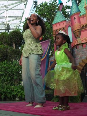 When Princess Tiana performs at your Disney Princess Theme Night halftime show! 👑 Anika Noni Rose singing "Almost There" was a moment we will never forget.