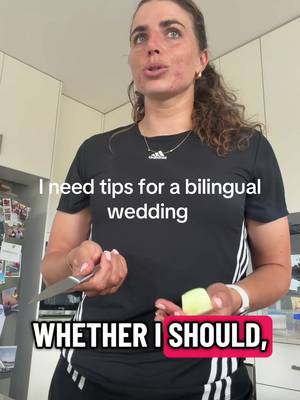 Halp  Ps I’m making apple crumble  #wedding #bilingualwedding #maidofhonor 