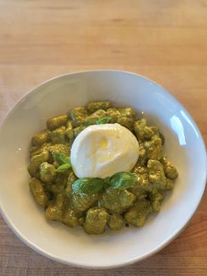 Pesto Gnocchi! Recipe in Bio!