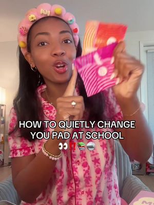 the pad wrapper really be sounding like a CHIP BAG in the quietest bathroom ever 😭🩸 try this little privacy hack besties 💗 #PeriodTips #SchoolTips #GirlTalk #MiddleSchoolTips #BigSisterAdvice @CharmMe @sincerely yours 