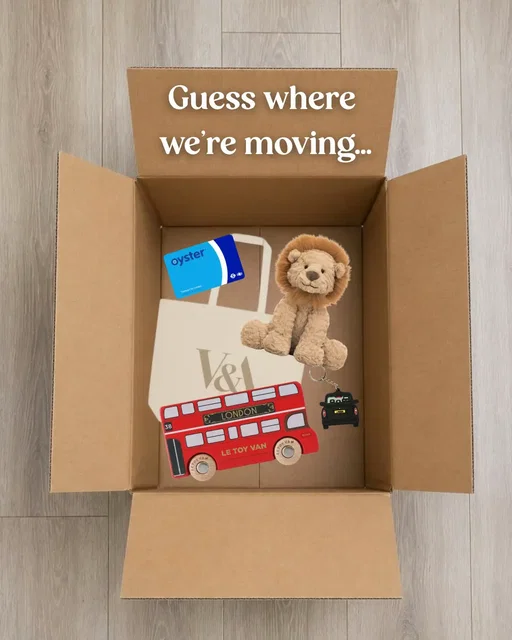 We're packing up for mutiple places in the UK... Can you guess where these boxes are going? 💜🪴