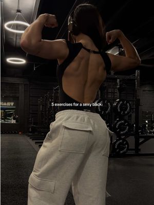 back day favs 🖤 @DFYNE dc BREE #gymgirl #backday #backworkout #gymoutfit #dfyne 