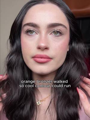 pale girls: cool contour > orange bronzer every time 🤍🦢✨ #palegirlmakeup #contourhack #cooltonedmakeup #paleskin #fairskin 