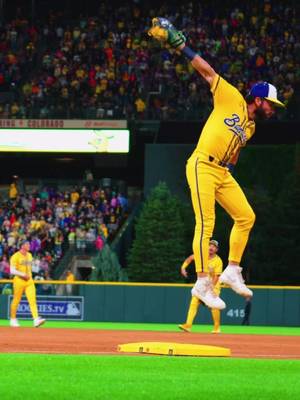 that catch may have been too clean 🔥 #fyp #savannahbananas 🎥 @DB Productions 