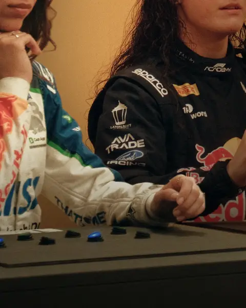 @Visa Cash App RB F1 Team @Red Bull Racing 
