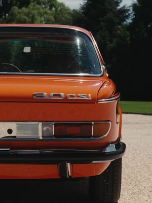 The 1972 BMW 3.0 CSi by Ronnie Fieg. Presented in Inka Orange, this 1-of-1 car has been fully rebuilt using original BMW components and designed through Fieg’s lens.  The Kith for BMW 2026 collection is available now at Kith shops, Kith.com and the Kith App. @BMW USA @bmw 