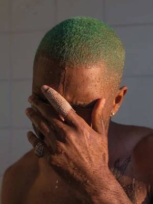 10 years of blonde 💚 #frankocean #frankoceanblonde #boysdontcry #frankoceanedit #albumanniversary 