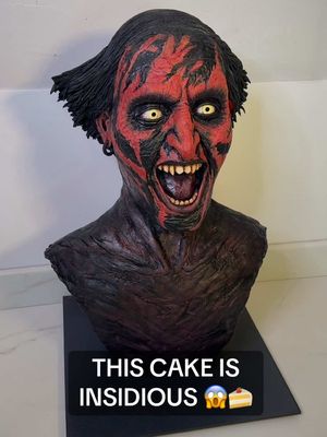Would you dare eat this cake? 🍰😱  . . #insidious #cake #scary #horror #cakedecorating 