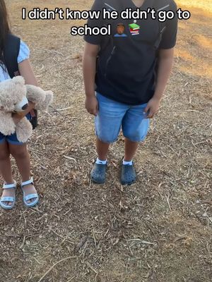 Bro had a full day of school at 3 years old 🎒👶🏽 #Firstdayofschool #SchoolPickUp #Nephews # #ChildProdigy #Genius 