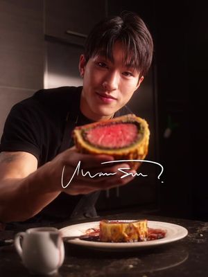 Beef Wellington 😮‍💨 making edits for the world’s greatest foods What food should i do next? . . . Thank you for watching <3 this one took years off my life lol Comment iwansum if you actually read this